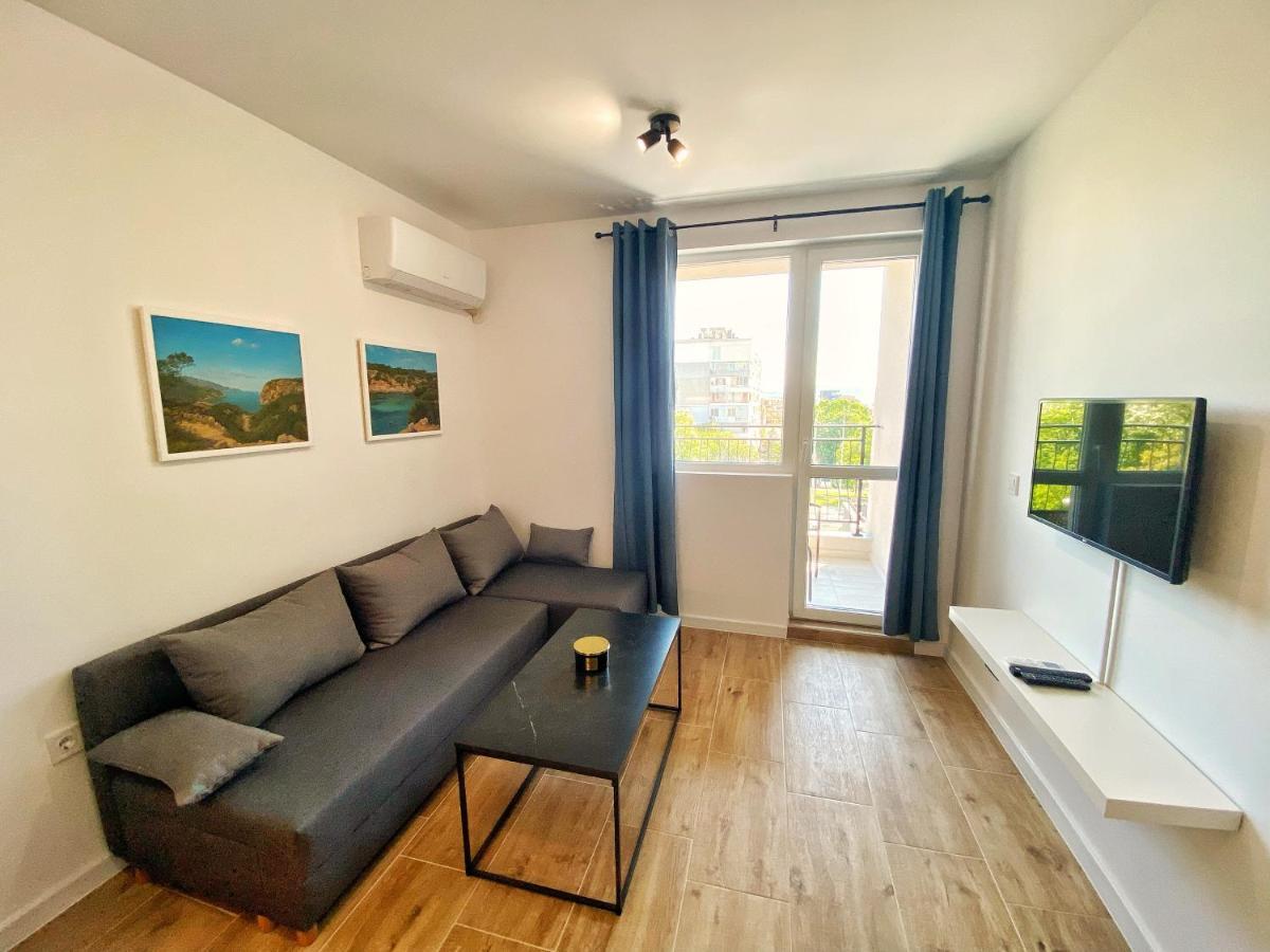 Emma'S Sweet Apartment - Close To Varna Centre Exterior photo